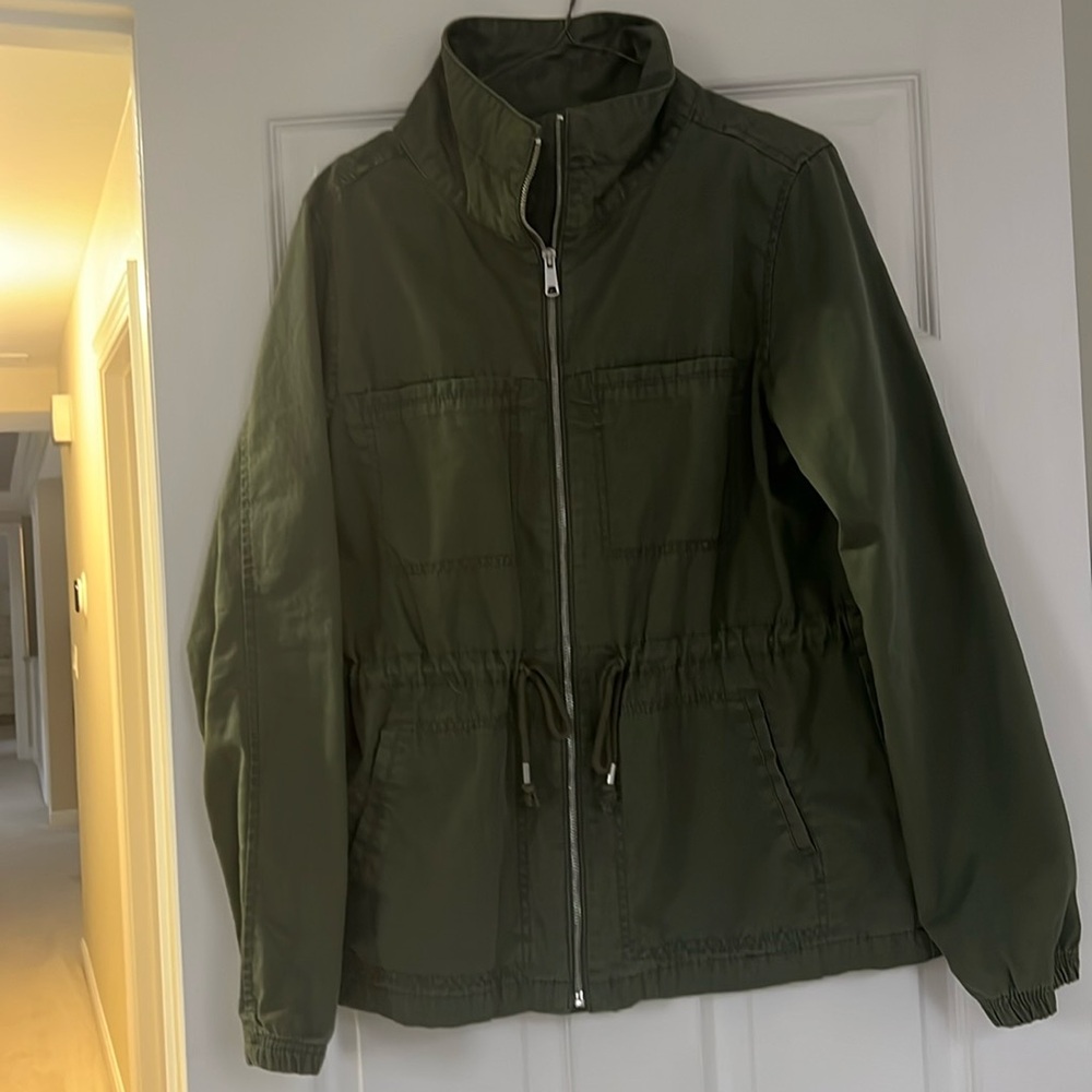 Like new! Old navy large olive green jacket